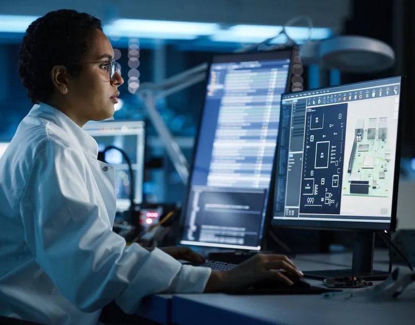 Engineer working on secure system interface, representing Cyberus Hypervisor feature for multi-tenancy